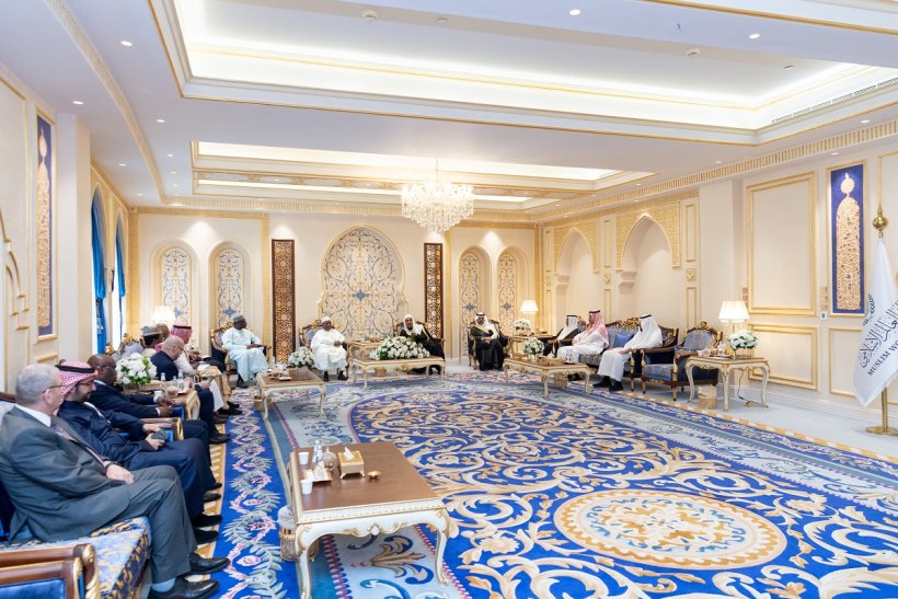 د. العيسى يستقبل الأمين العام لمنظمة التعاون الإسلامي وفضيلة مفتي البوسنة والهرسك