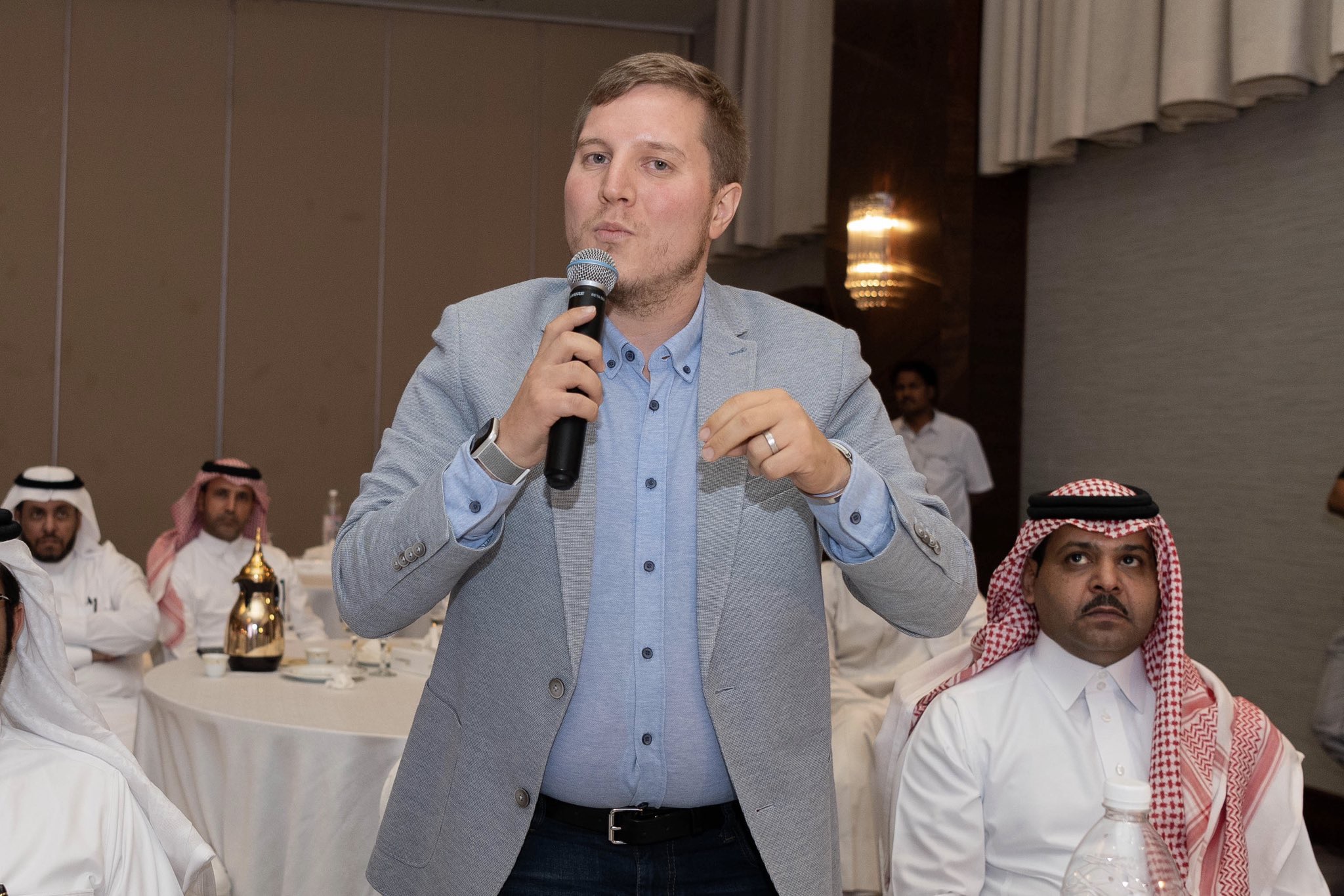 رابطة العالم الإسلامي⁩ تلتقي بنخبة من قادة الفكر والإعلام ورواد وسائل التواصل الاجتماعي "عربياً وإسلامياً" في لقاء السحور السنوي برعاية معالي الشيخ د.محمد العيسى