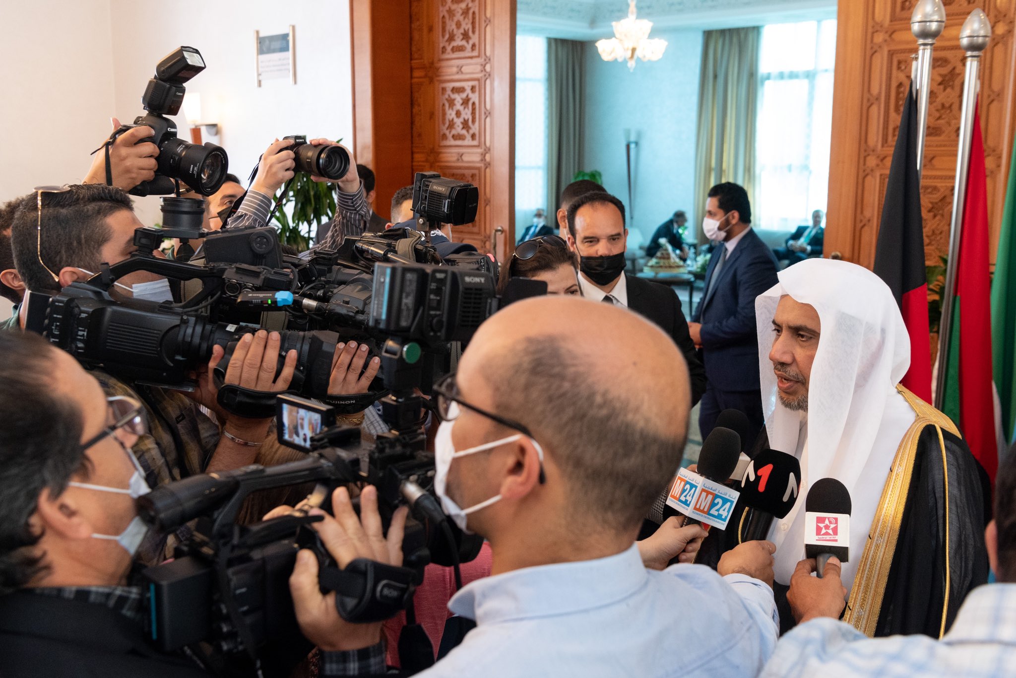 ICESCO honored His Excellency Sheikh Dr. Mohammed Al-Issa for his efforts in promoting peace and harmony among nations and peoples and for his service to the study of the biography of the Prophet (PBUH).