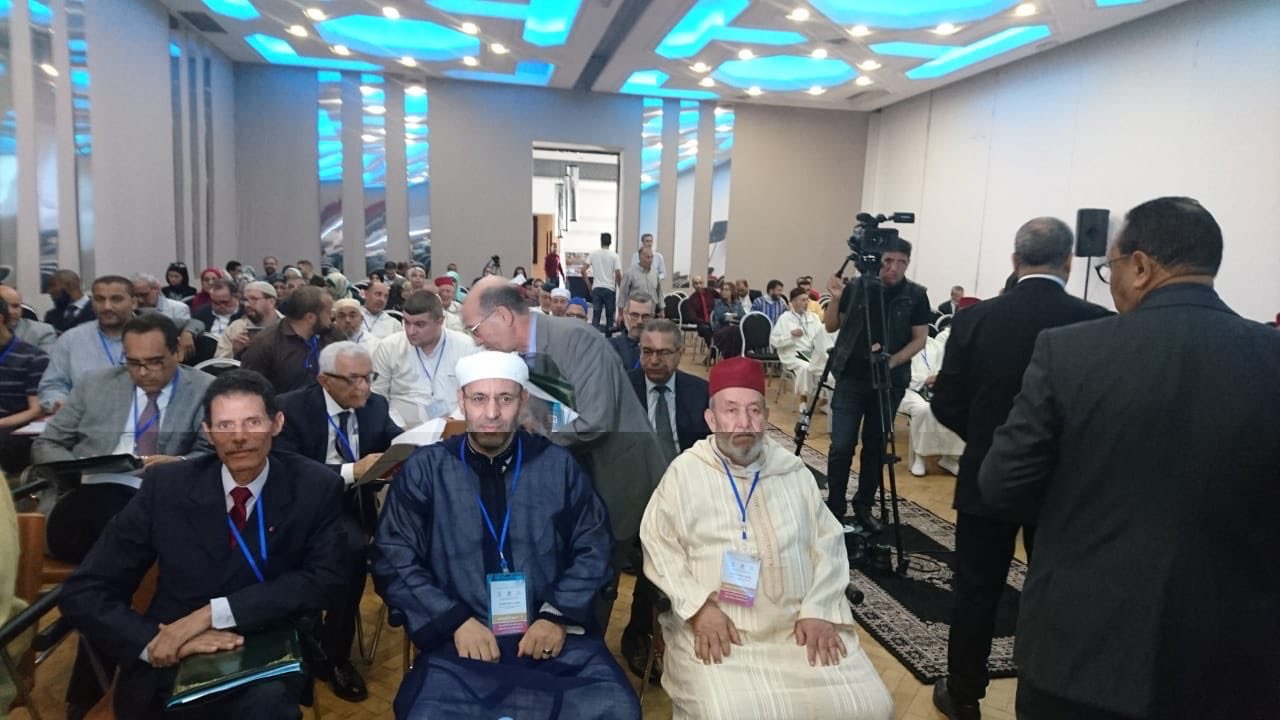 Sous l’égide du Roi du Maroc Mohamed 6, le congrès de L’OMSM affiliée à la Ligue en partenariat avec la LMM, à débuté sous le titre «Désarticulation du discours extrémiste» où le SG est représenté par le D. Al-Zaid avec la présence de D. Al-Chahrani