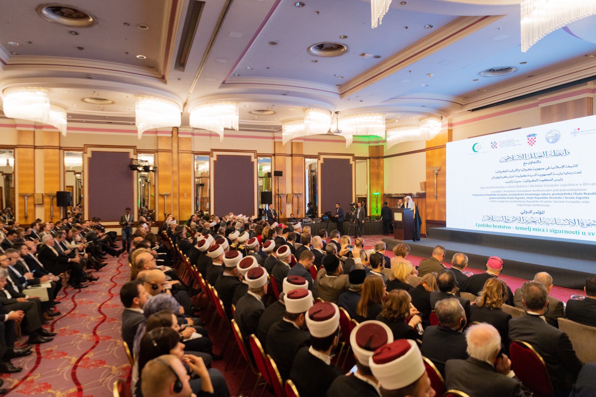 Les sessions du congrès « La fraternité humaine pour promouvoir la sécurité et la paix » organisé par la LIM regroupent en Croatie différents responsables religieux, intellectuels, universitaires et politiques.