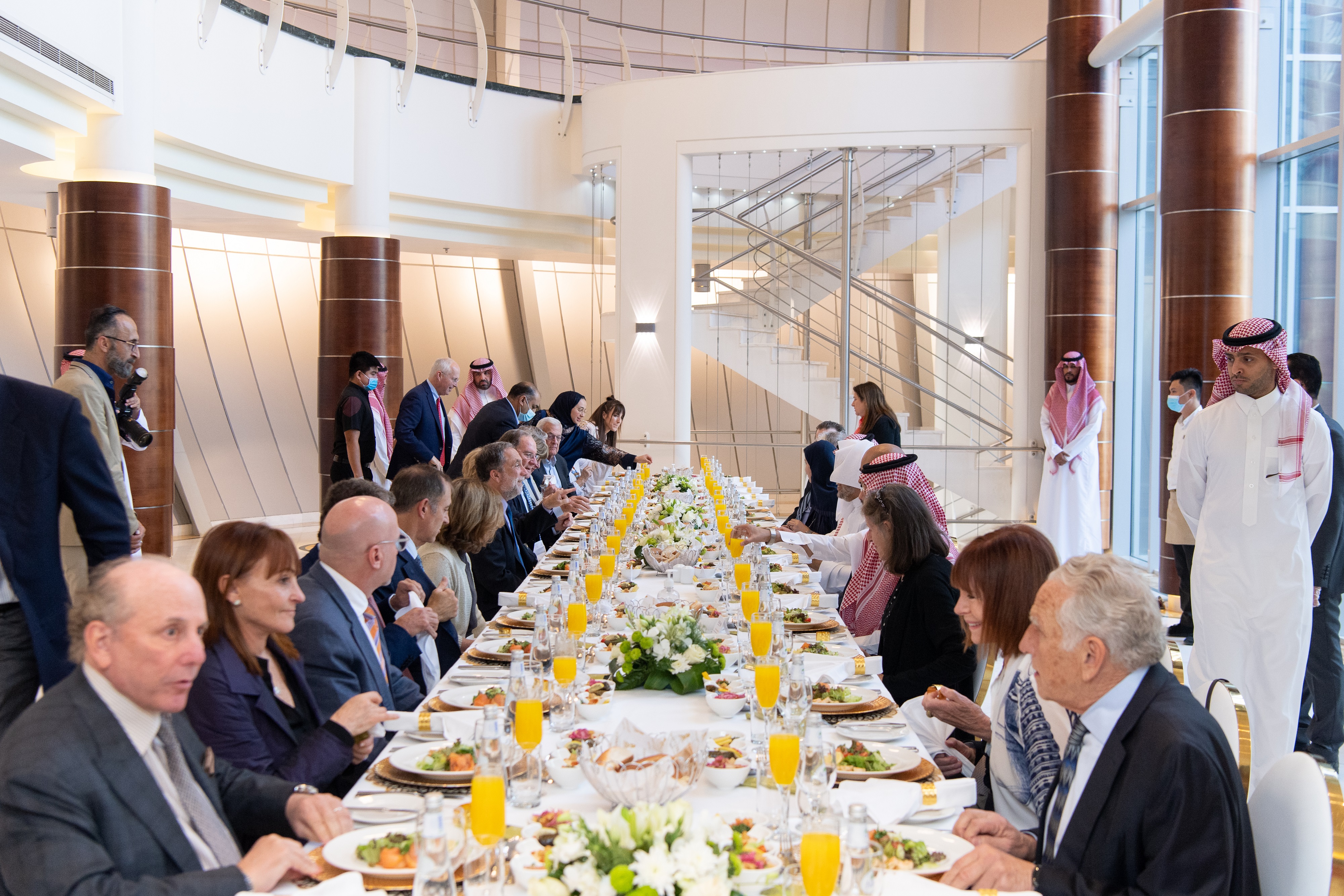 Mohammad Alissa a reçu  à Riyad Mr Satloff  président de l’institut Washington avec des membres afin de traiter de coopération