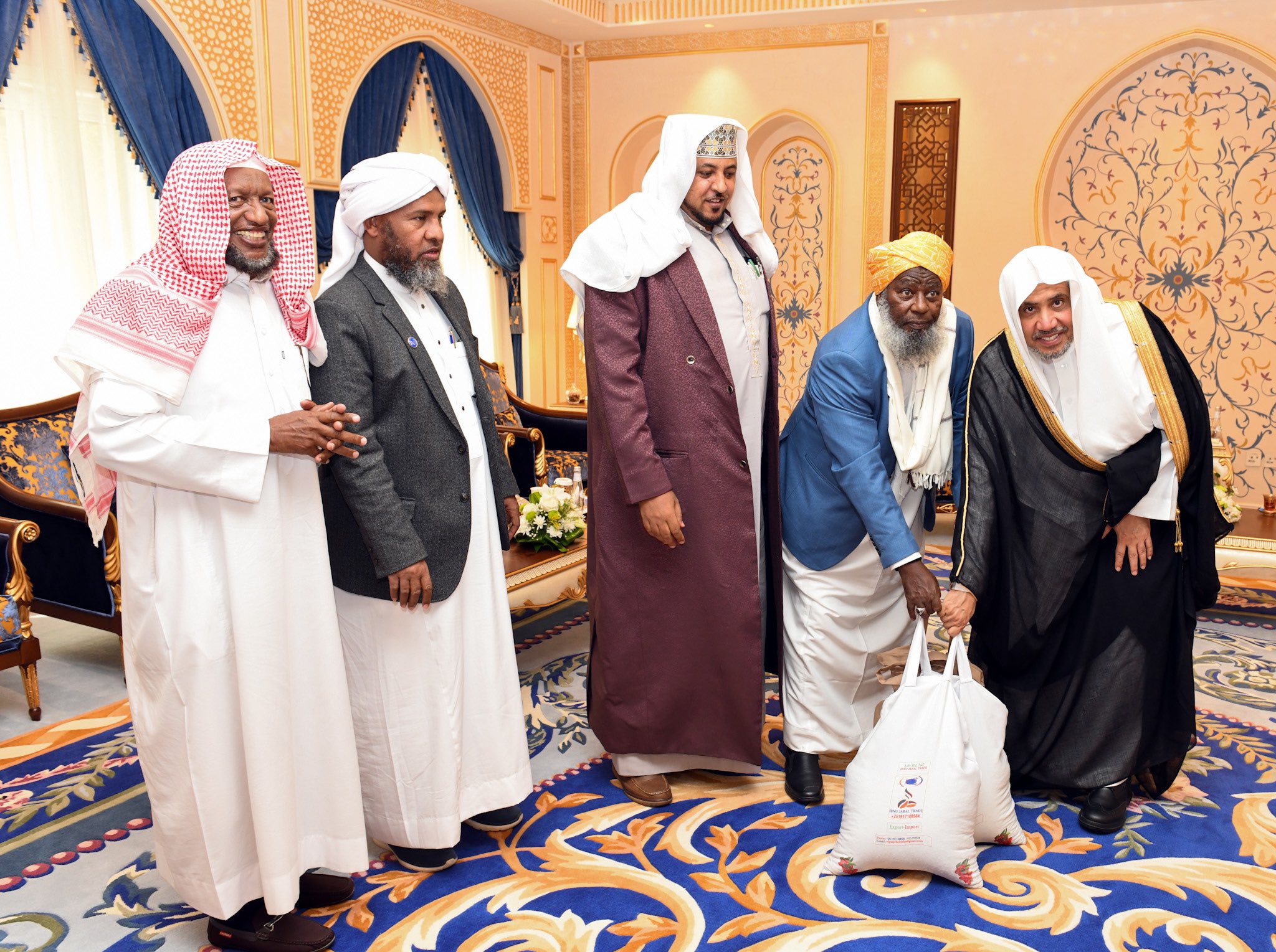 His Excellency Sheikh Dr. Mohammad Al-Issa, the Secretary-General of MWL and Chairman of the Organization of Muslim Scholars, met with His Eminence Sheikh Dr. Haji Ibrahim, the President of the Ethiopian Islamic Affairs Supreme Council, along with the accompanying delegation