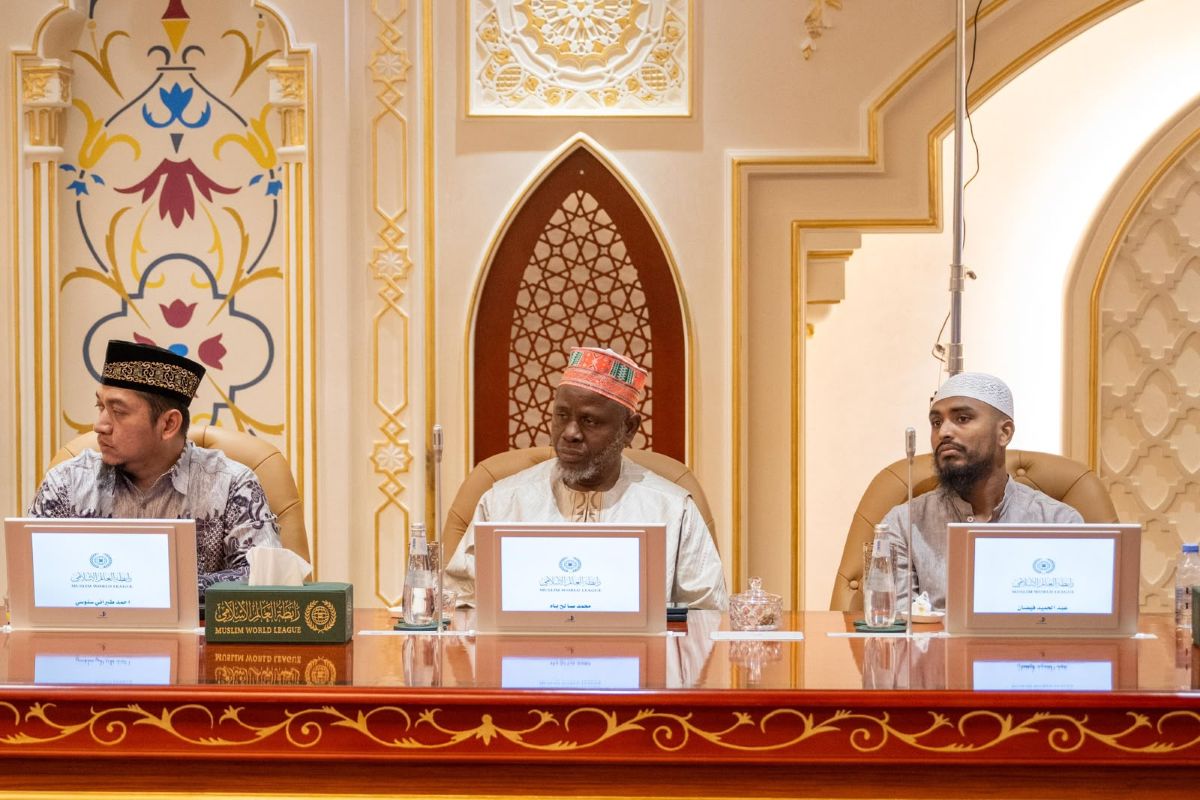 Photograph of delegates during the Opening of the “International Forum on Scientific Miracles in the Qur’an and Sunnah”: