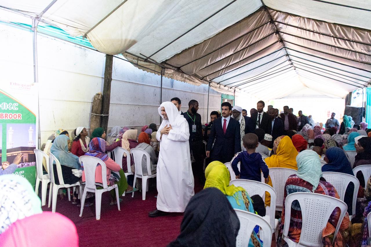 SG of MWL meets graduates of the MWL’s academy in Ethiopia