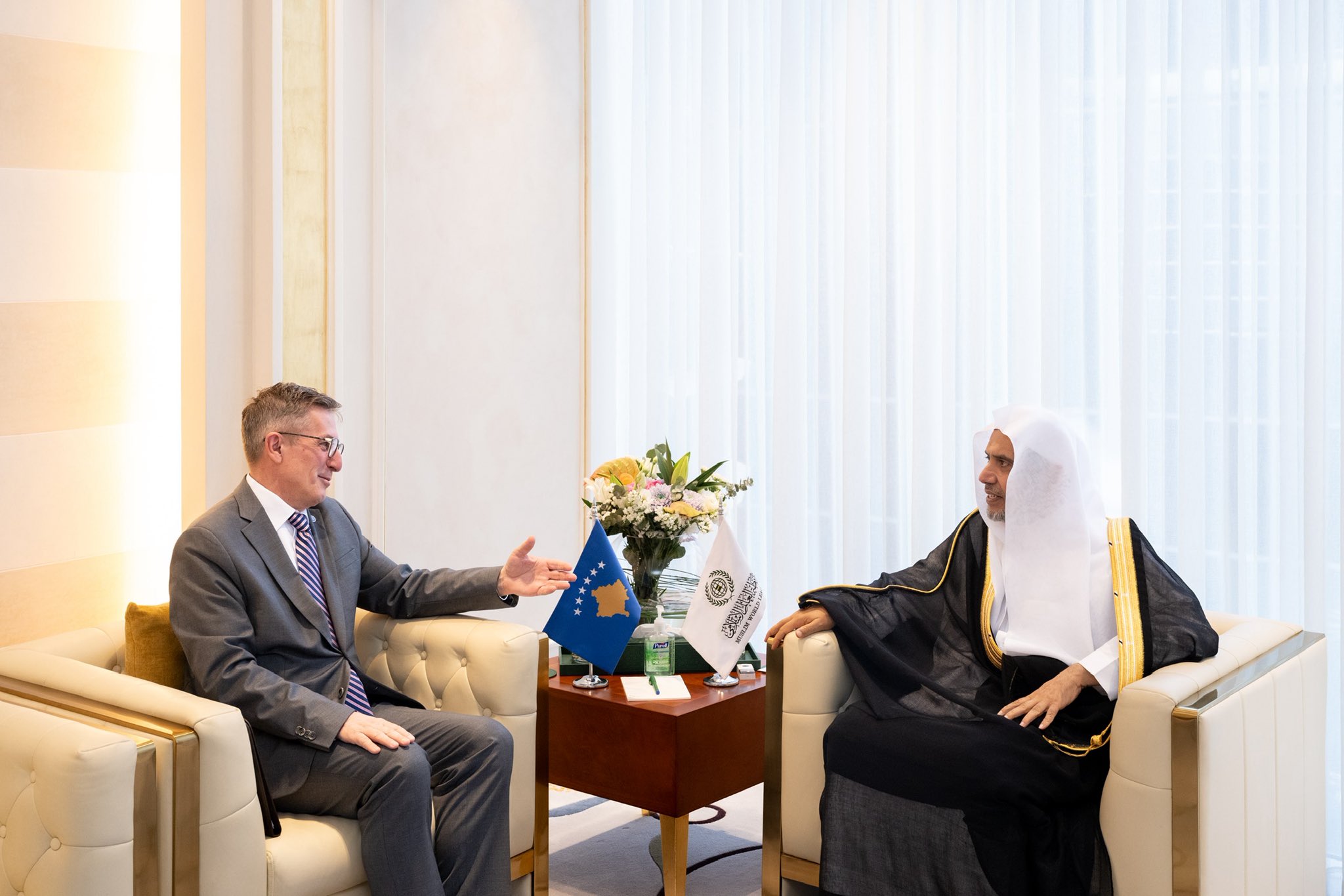In his office, H.E. Sheikh Dr. Mohammed Al-issa , Secretary-General of the Muslim World League (MWL) and Chairman of the Organization of Muslim Scholars, met with H.E. Mr. Lulzim Mjeku, Ambassador of the Republic of Kosovo to the Kingdom of Saudi Arabia.