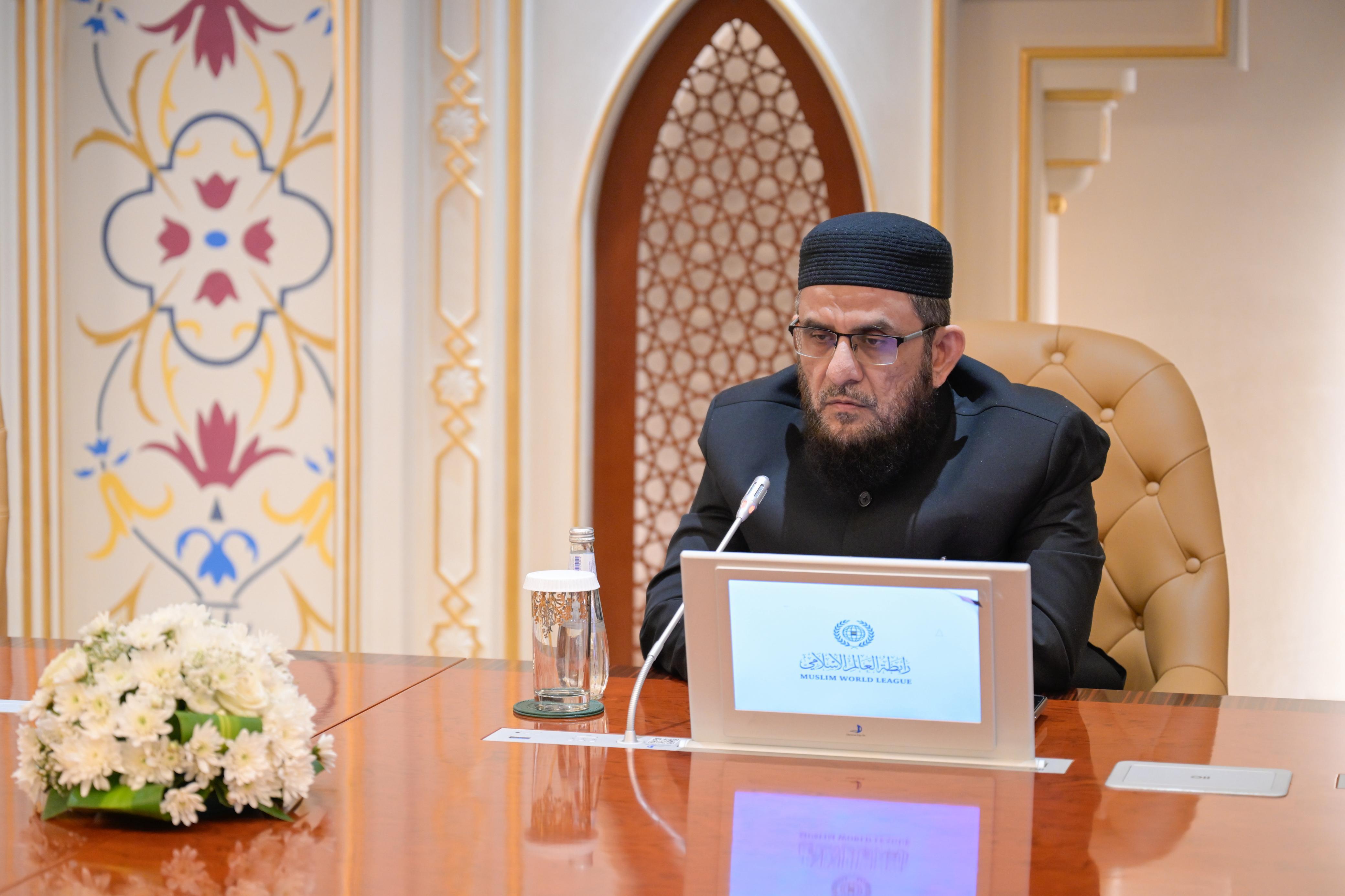 د.العيسى يُدشّن الخطة الاستراتيجية "المطورة" والحوكمة "المُحَدَّثة" لرابطة العالم الإسلامي