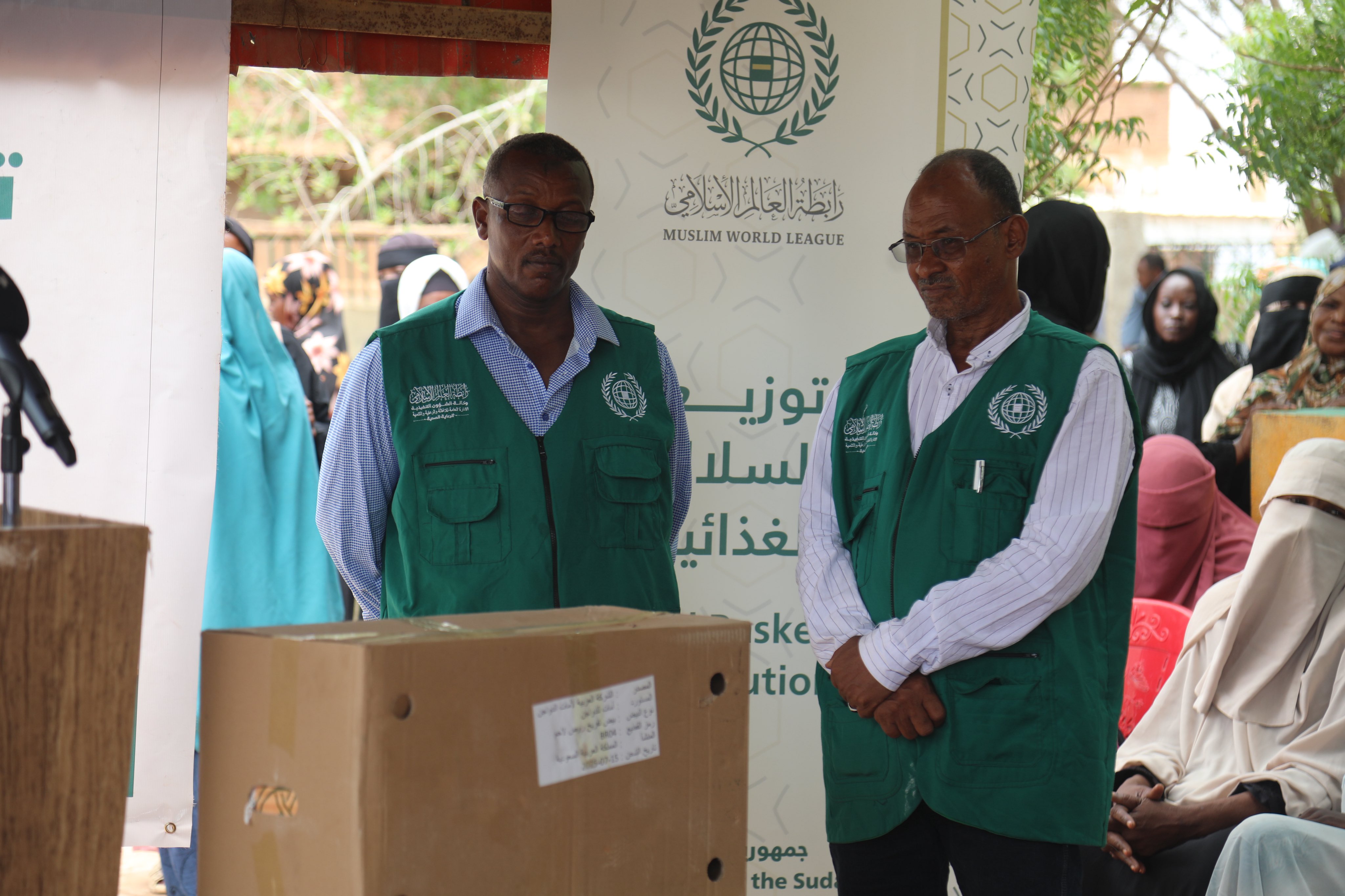 Le bureau de la Ligue islamique mondiale en République du Soudan poursuit ses programmes humanitaires et médicaux, malgré tous les défis liés à la guerre, en coordination directe avec les autorités compétentes.
