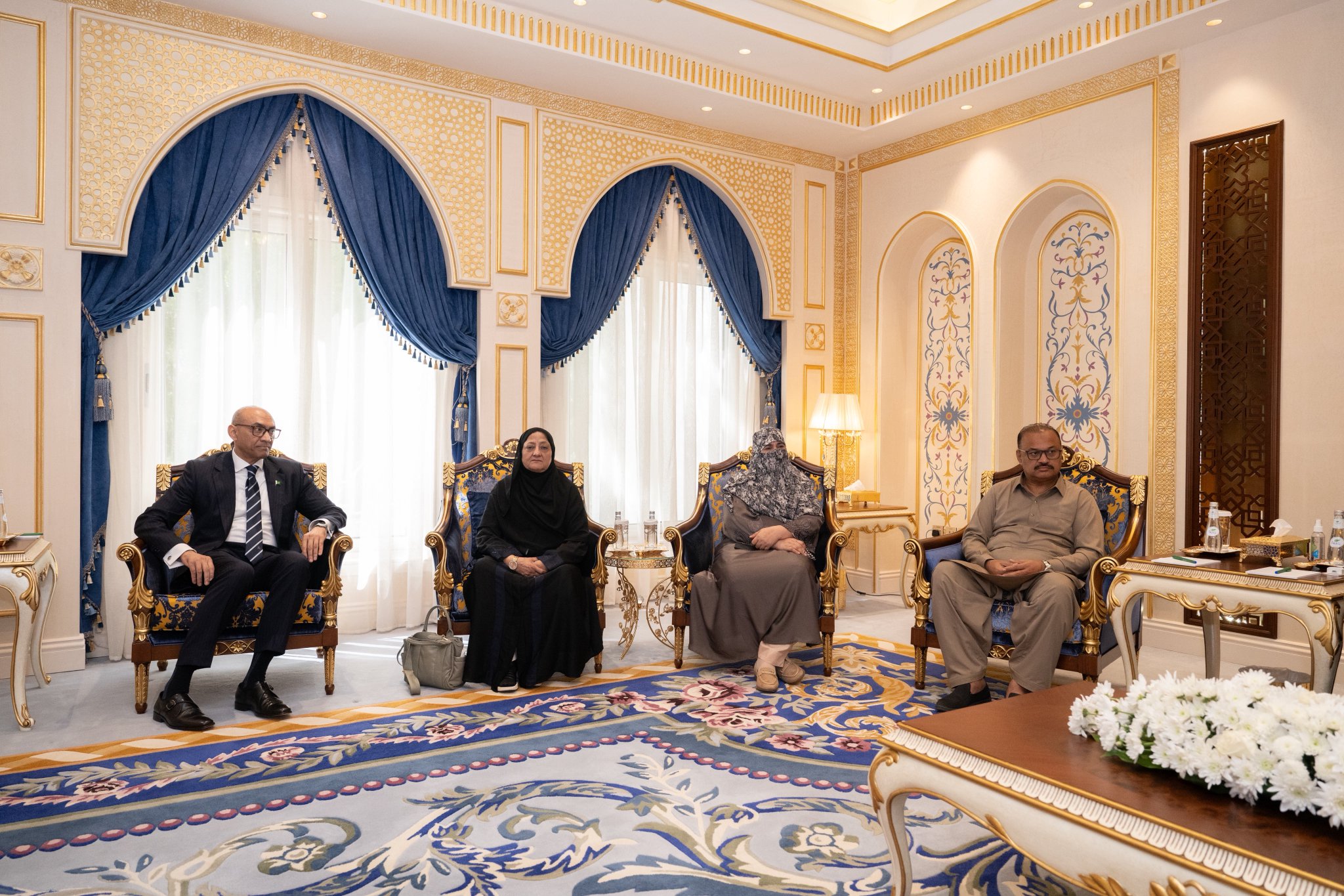H.E. Sheikh Dr. Mohammed Al-Issa, received a high-level parliamentary delegation representing the various parties of the National Assembly of Pakistan (Parliament), in the presence of H.E. Mr. Ahmad Farooq, Ambassador of the Islamic Republic of Pakistan