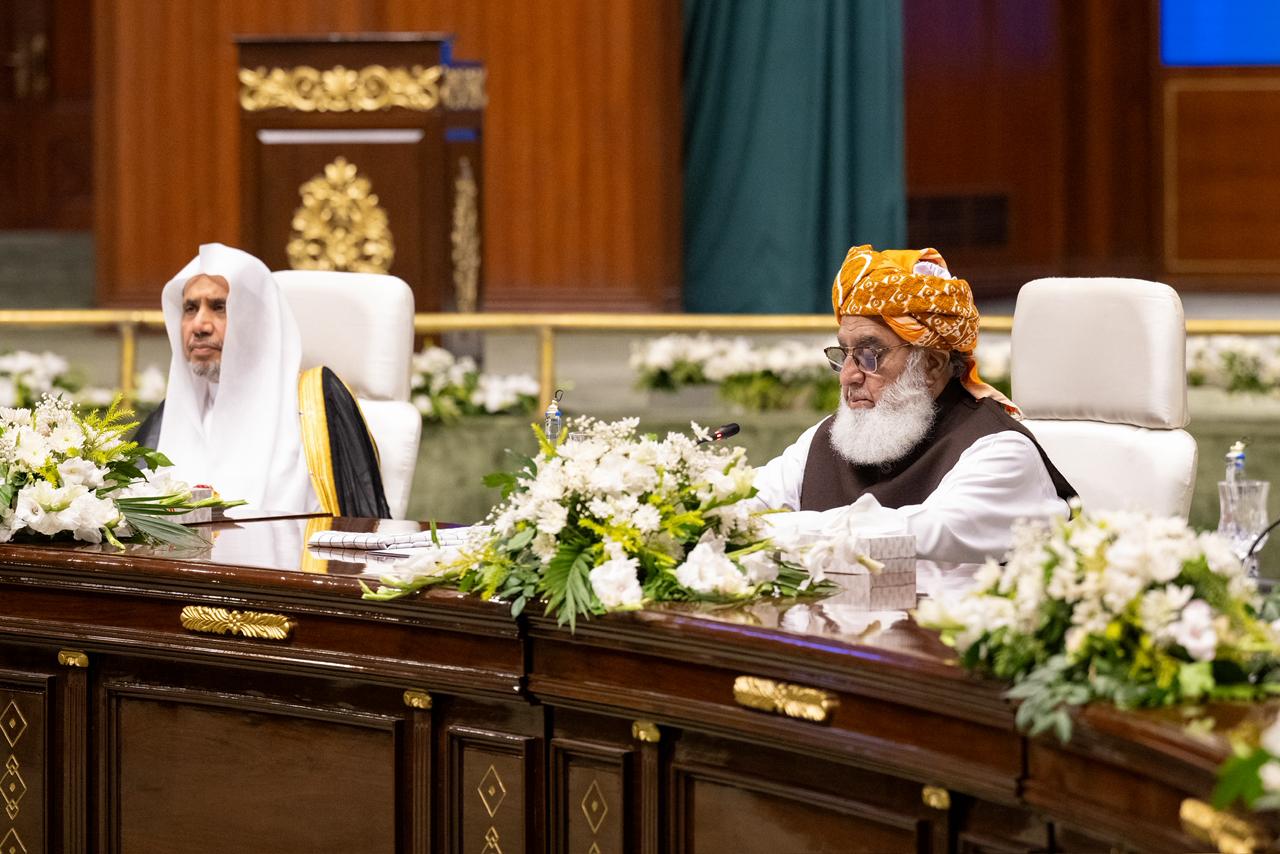 Under the Title “Coordination of Positions and Unity of Stance” and in the Presence of Prominent Scholars, Secretary-General of the Muslim World League Inaugurates the Second Consultative Meeting with Pakistani Religious Scholars