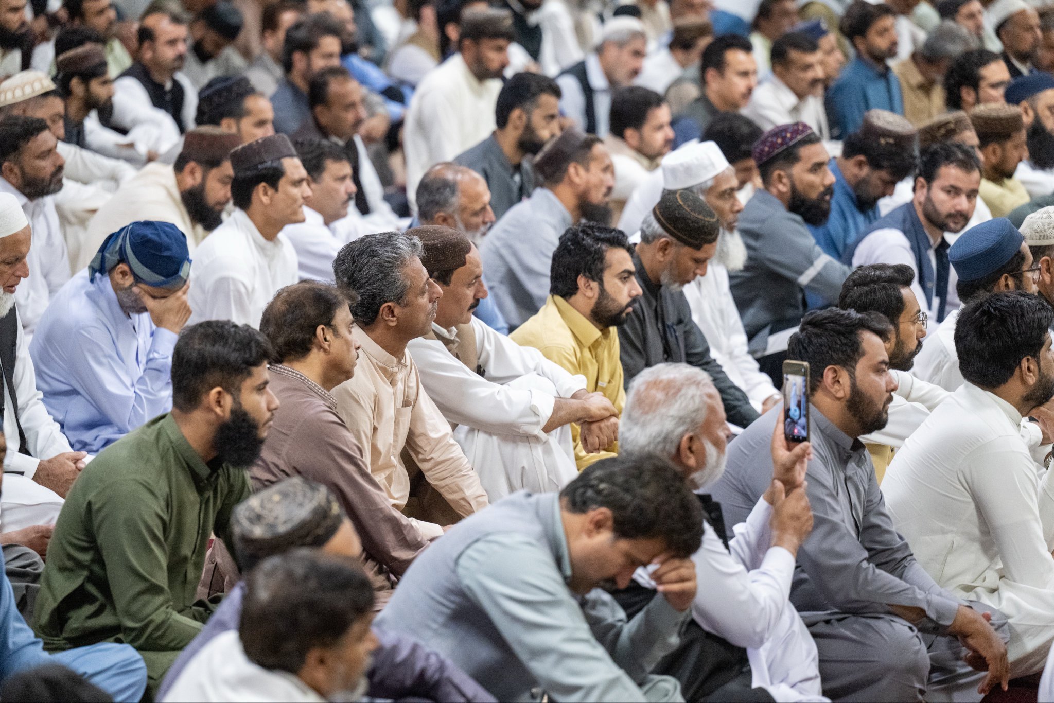 H.E. Sheikh Dr. Mohammed Al-Issa, Secretary-General of MWL and Chairman of the OMS, delivered the Friday sermon from the pulpit of the Parliament House Mosque, in the presence of state governors, ministers, and a large congregation of worshippers.