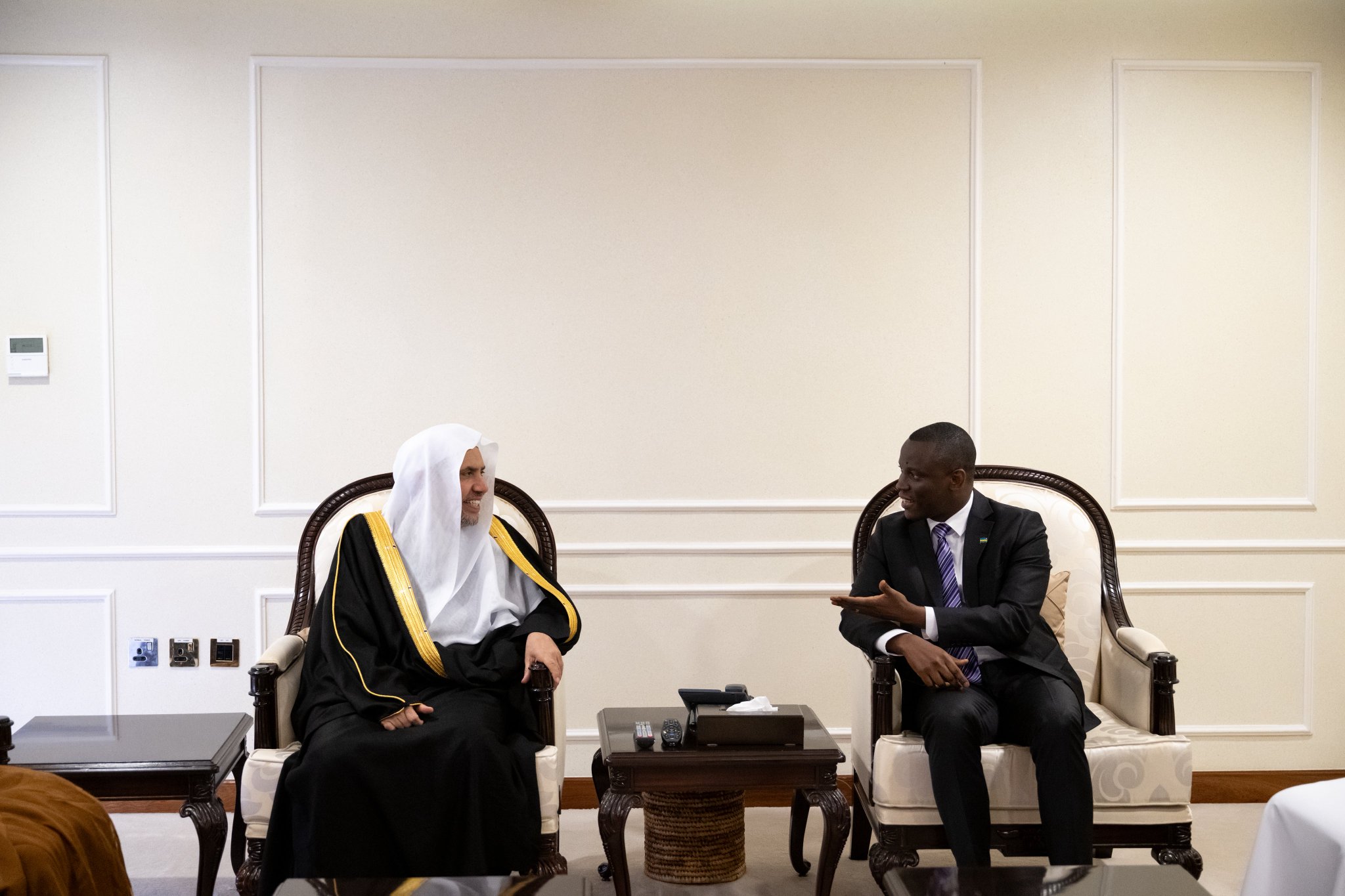 Le  Secrétaire général, cheikh Mohammed Al-Issa est arrivé dans la capitale rwandaise, Kigali