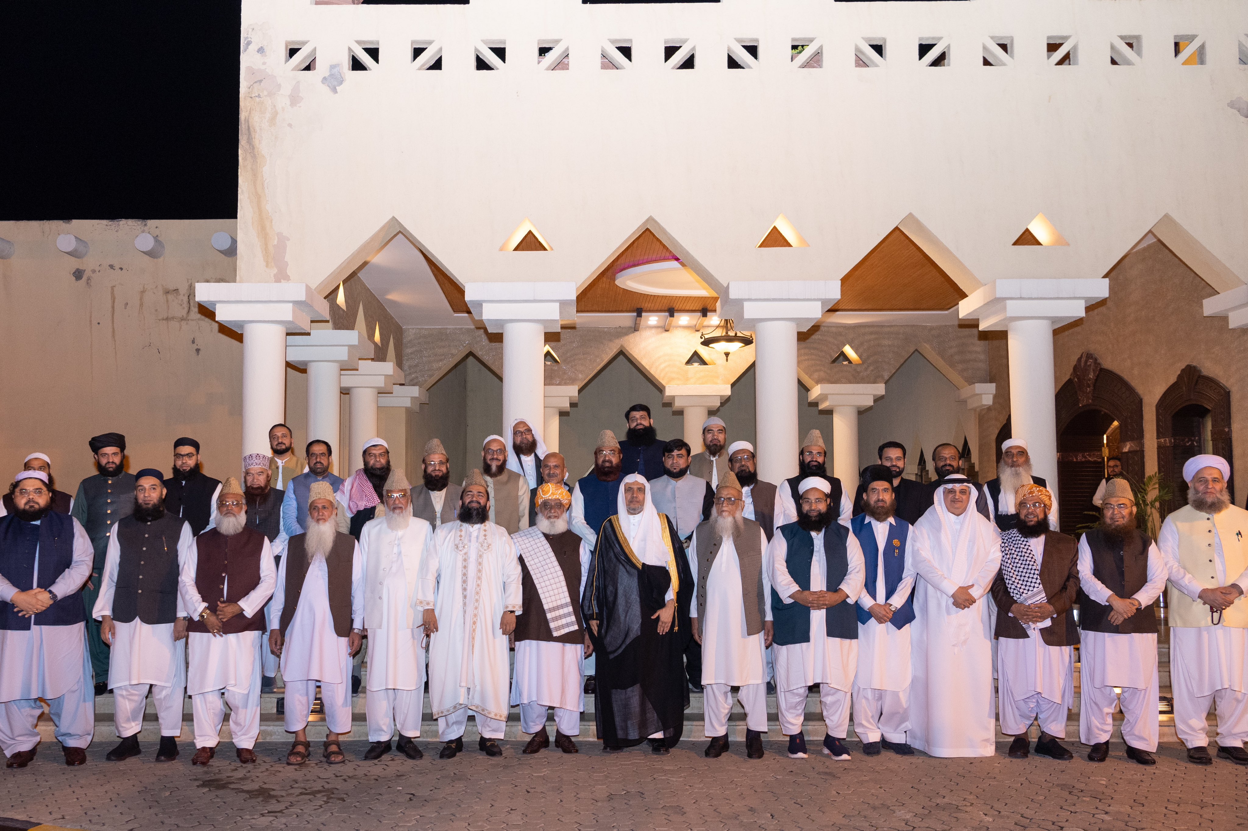 Witnessed by the capital Islamabad, the 'First Forum of Pakistan Scholars' was held in the presence of His Excellency Sheikh Dr. Mohammed Al-Issa