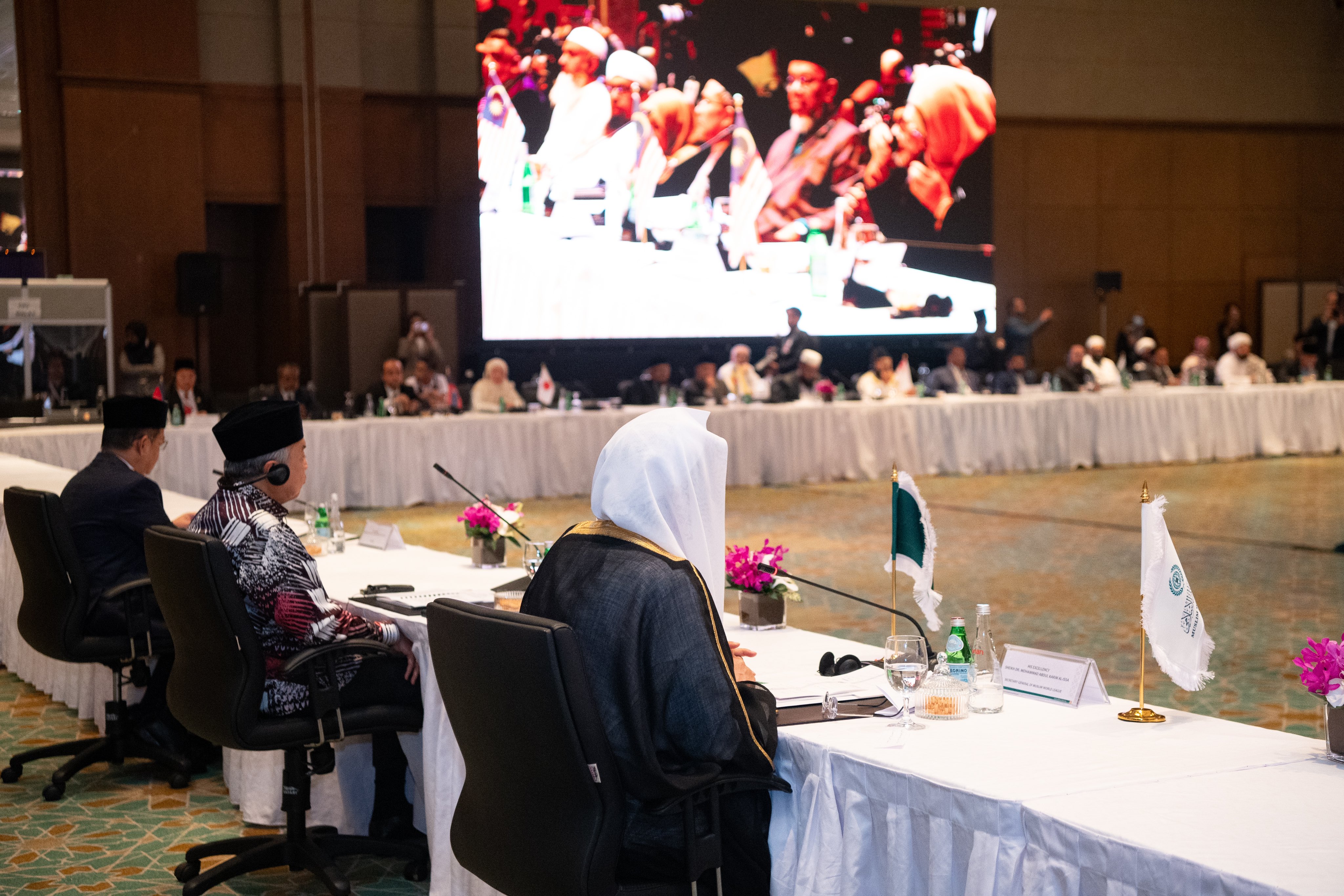 As the first collective Islamic council in the region, the Council of ASEAN Scholars comprises distinguished muftis and scholars from Southeast Asian countries