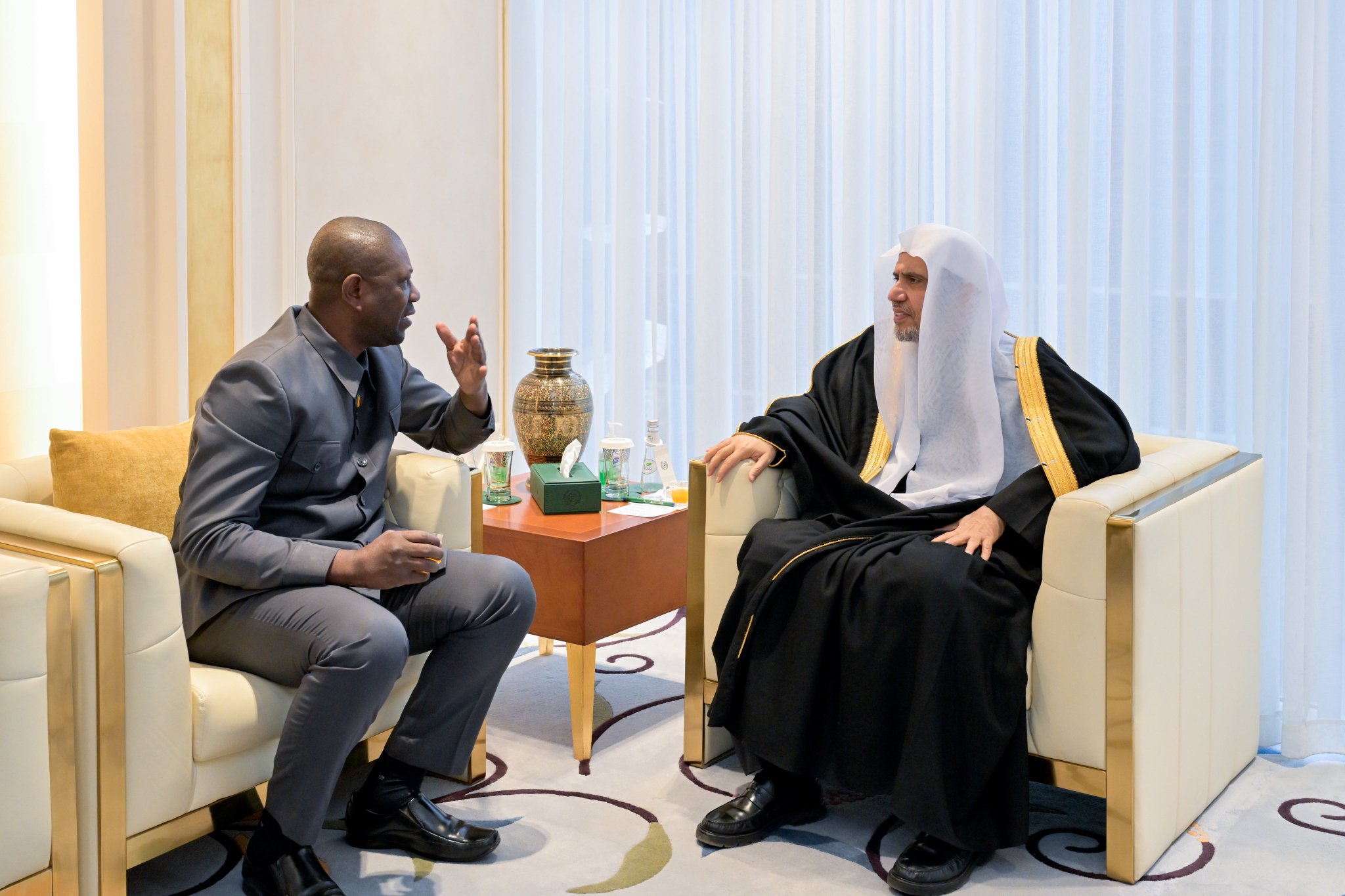 Cheikh Mohammed Al-Issa a reçu aujourd’hui le Ministre des Affaires religieuses, du Culte et des Coutumes de la République du Mali, Dr. Mahamadou Oumar Koné
