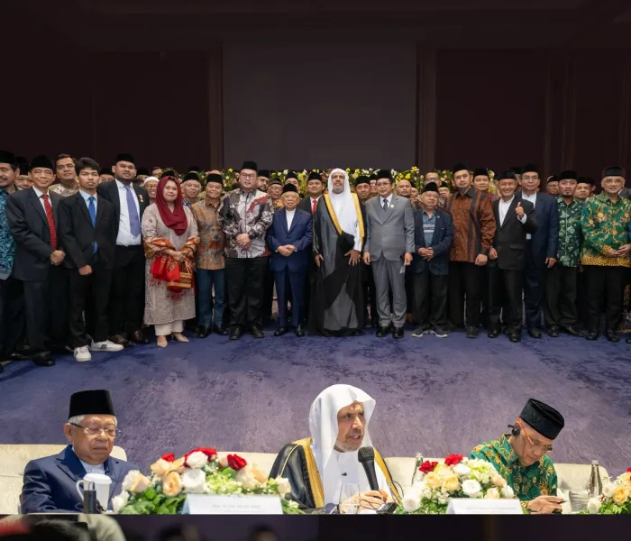 Yang Mulia Syekh Dr. Mohammed Al-Issa, bertemu dengan para ulama Indonesia dan berdiskusi mengenai sejumlah isu yang paling banyak dibahas di kancah dunia Islam