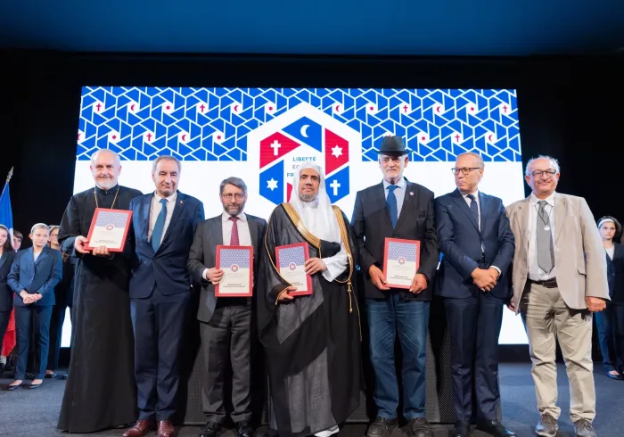 HE Dr. Mohammad Alissa stood with prominent Muslim, Jewish and Christian leaders to sign a historic MOU, pledging to continue meaningful interfaith dialogue