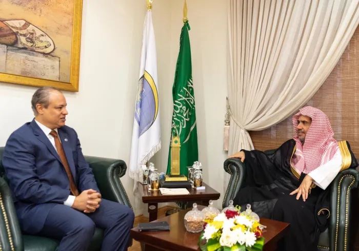 استقبل معالي الشيخ د.⁧‫محمد العيسى‬⁩ اليوم سعادة الممثل الإقليمي بالمفوضية السامية للأمم المتحدة لشؤون اللاجئين