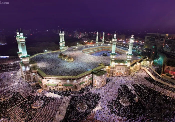 Dr. Mohammad Alissa travels to NewZealand to offer condolences to the families of the victims, offer prayer on the martyrs and visit the wounded