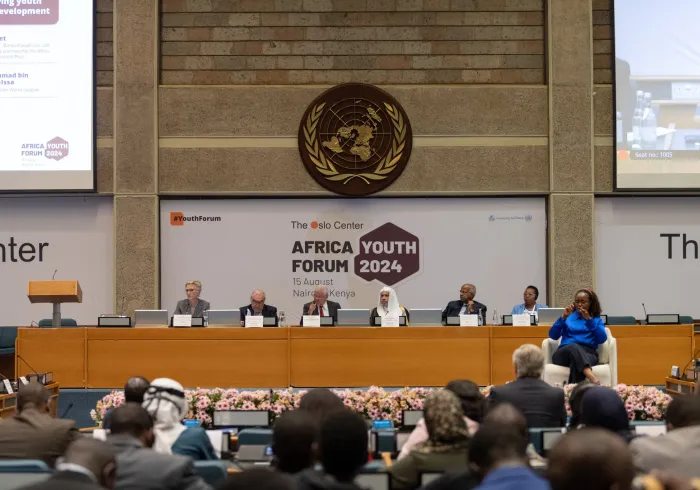 ‏"الشَّبابُ شركاءُ الحاضرِ، ورُواد المستقبل":  ‏ انطلاقًا من رسالتنا التي تُترجِم قيمنا، وما تحمله من الرحمة بالعالمين. ‏وتأسيسًا على هدينا الإسلامي القويم، حيث يقول سيدنا ونبينا محمد ﷺ: "أحبُّ الناس إلى الله أنفعهم للناس"