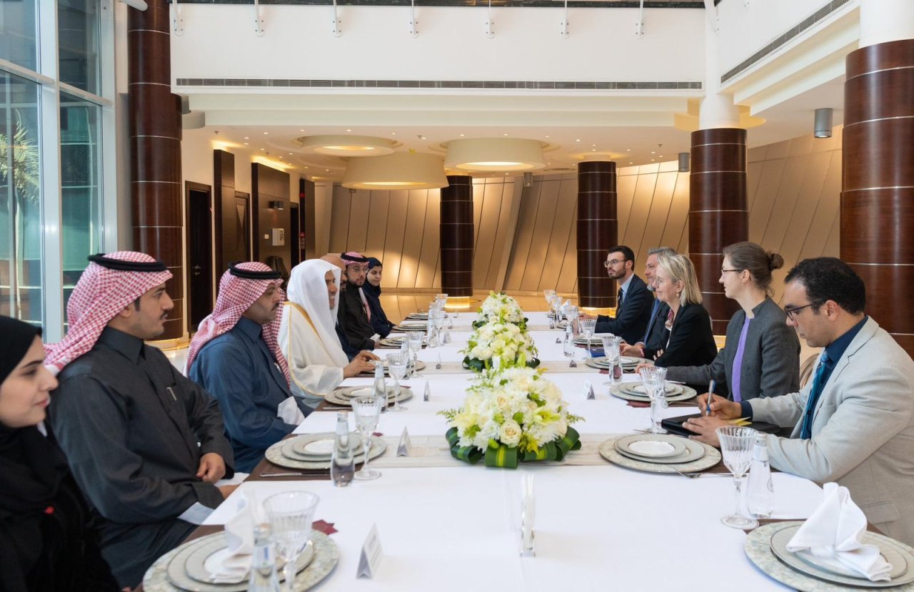 Dr. Al-Issa Meets Managing Director for Middle East &amp; North Africa at the European External Action Service