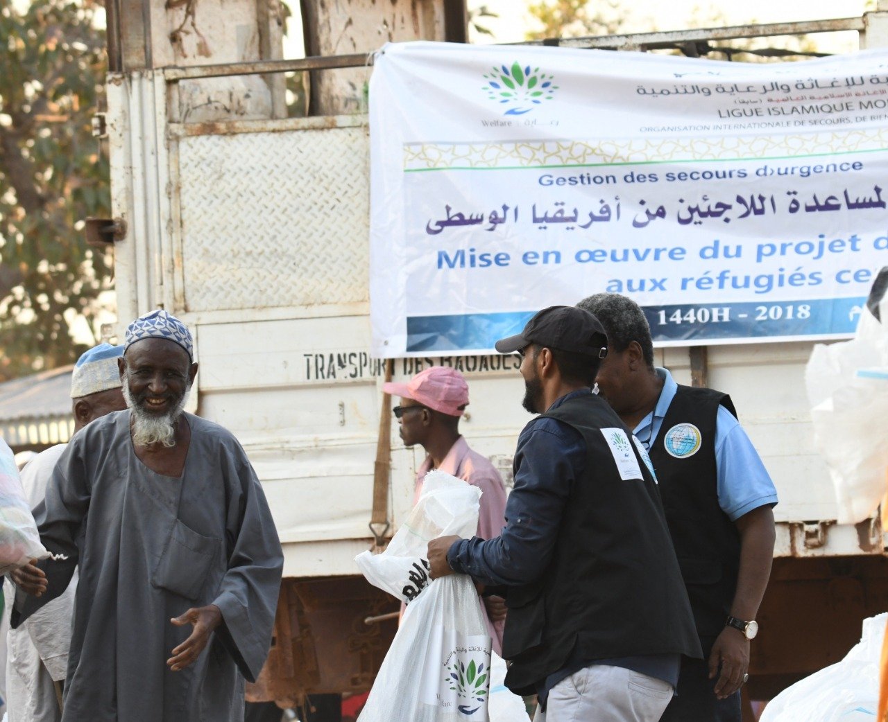 La Ligue Islamique Mondiale conclut une campagne de secours visant à distribuer des paniers de vivres pour 40000 réfugiés d’AfriqueOuest