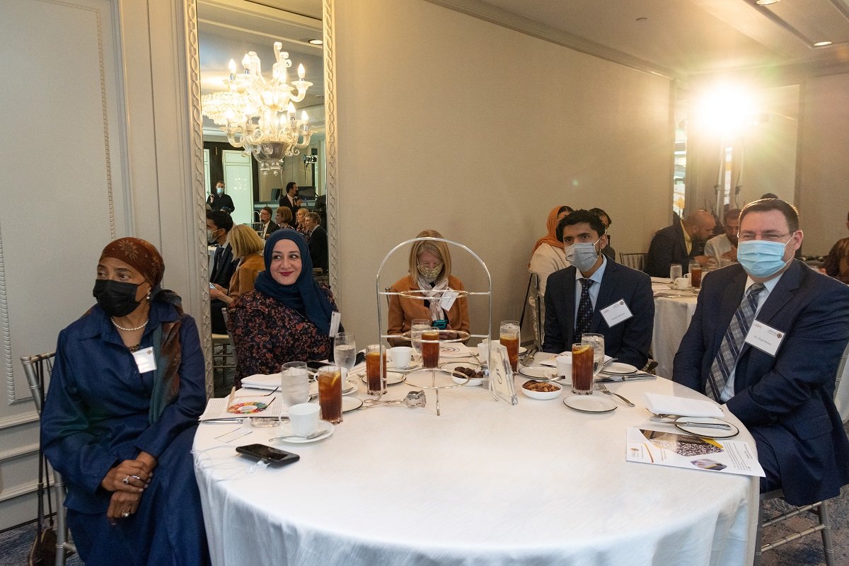 وائٹ ہاؤس،امریکی دفتر خارجہ ،مذہبی رہنماؤں اور تحقیقی مراکز کے سربراہوں  اور ماہرین تعلیم کی شرکت