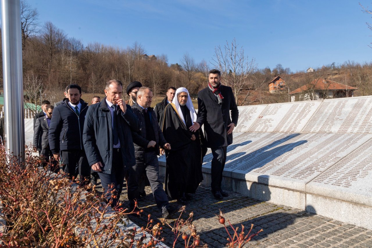 En 2020, Mohammad Alissa a conduit une délégation d'érudits musulmans au Mémorial de Srebrenica en Bosnie Herzégovine pour rendre hommage aux victimes du génocide:  « Nous ne permettrons jamais  que se reproduise ce qui s'est passé à Srebrenica à quiconque et où que ce soit. »