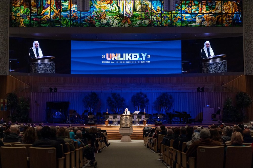 His Excellency Dr. Muhammad Al-Issa during his main speech in Texas