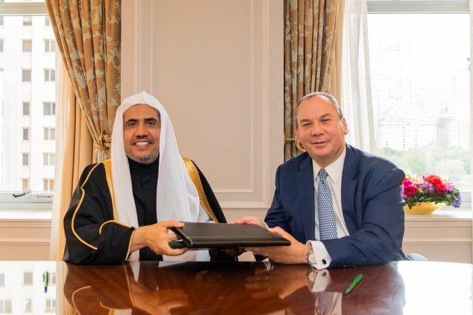 &quot;Notre mission consiste notamment à construire des partenariats entre musulmans, juifs, chrétiens et personnes de toutes convictions, qui partagent les valeurs communes de paix et solidarité et qui rassemblent leurs communautés autour de celles-ci. » Mohammad Alissa