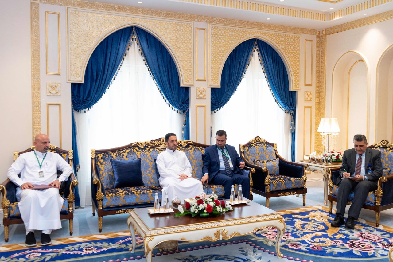 في مقر الرابطة بمكة المكرمة؛ التقى معالي الشيخ د. محمد العيسى‬⁩ بمعالي وزير الحج العراقي، الشيخ د.سامي عمران موسى المسعودي