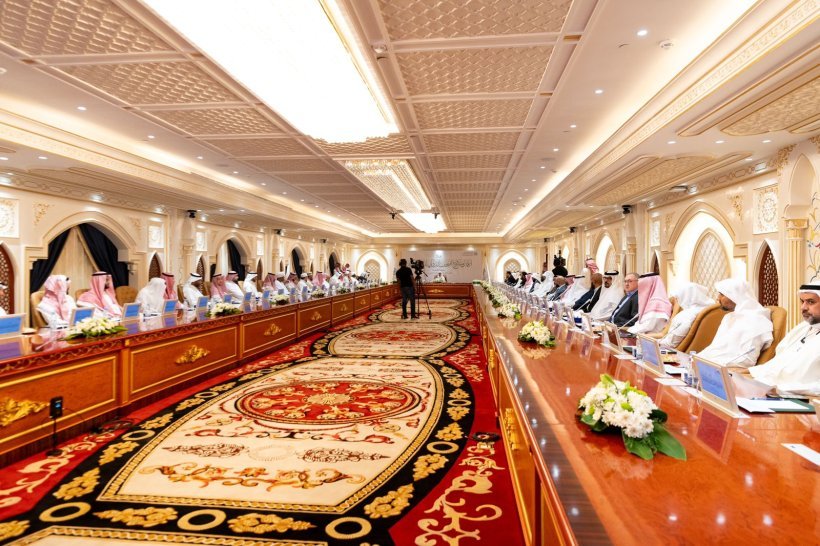 Yang Mulia Sekjen LMD, Ketua Asosiasi Ulama Muslim, Syekh Dr.Mohammad Al-issa meresmikan proyek: &quot;Museum Internasional Al-Quran&quot;, dari kantor pusatnya di Makkah dan di hadapan para ulama &amp; peneliti