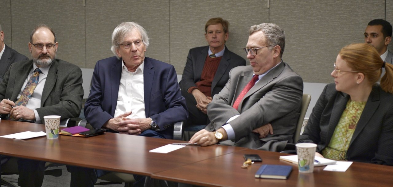 عظیم استقبالیہ:امریکی دارالحکومت میں واشنگٹن انسیٹیوٹ نے ڈاکٹر محمد العیسی کی،انسیٹیوٹ ذمہ داران اورامریکی سیاسی اور فکری دانشوروں کے درمیان استقبال کیا