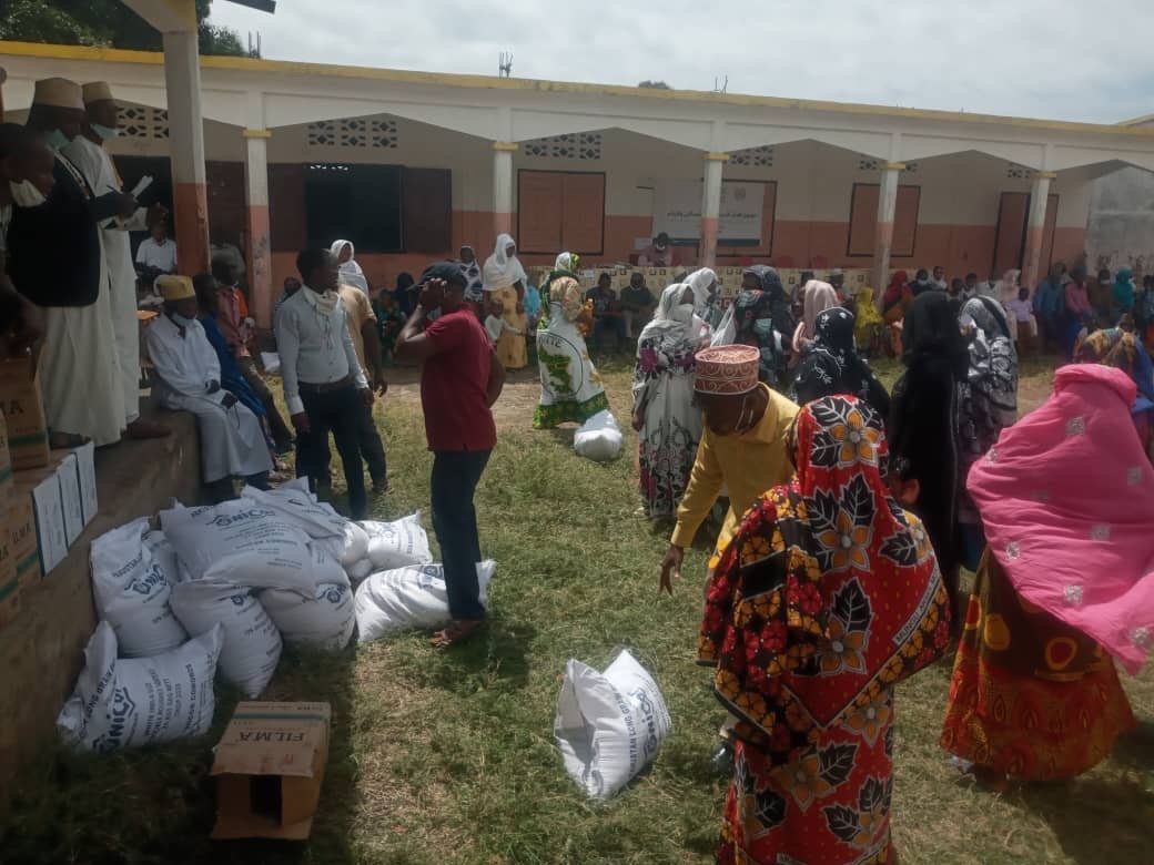 رابطة العالم الإسلامي‬⁩ تُنَفِّذ برنامجًا إغاثيًّا عاجلًا للفقراء والأيتام بجزيرة موهيلي بجمهورية القُمر المتحدة