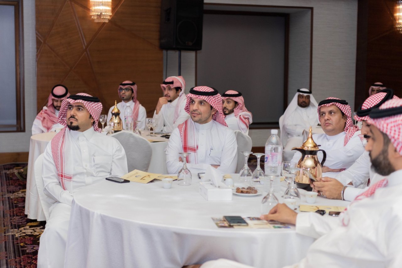 رابطة العالم الإسلامي⁩ تلتقي بنخبة من قادة الفكر والإعلام ورواد وسائل التواصل الاجتماعي &quot;عربياً وإسلامياً&quot; في لقاء السحور السنوي برعاية معالي الشيخ د.محمد العيسى