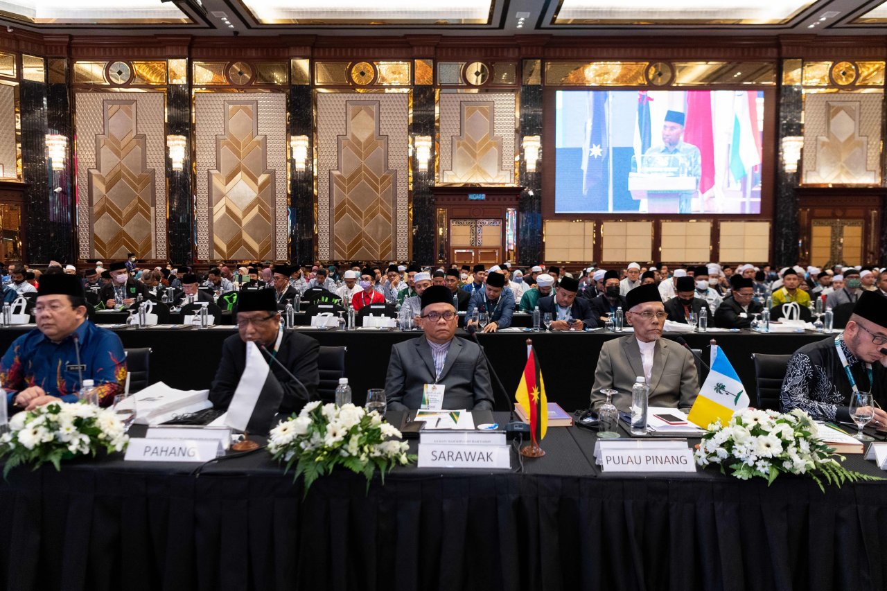 ہم اس کانفرنس کے لئے اسٹریٹجک پارٹنر اور میزبان کے طور پر ملائیشیا کے انتخاب پر رابطہ کا شکریہ ادا کرتے ہیں