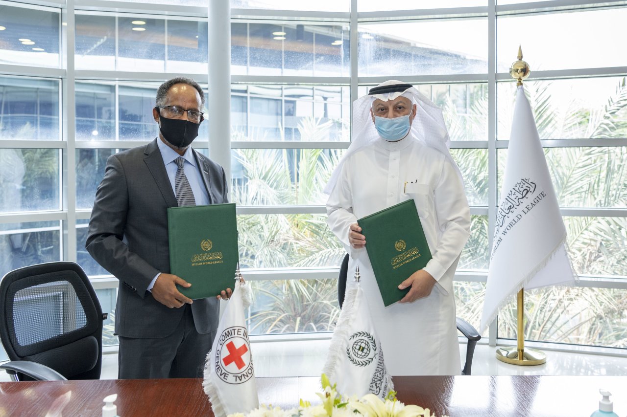 انسانی اور میدانی شعبوں میں زیادہ تعاون کے قیام کے لئے رابطہ عالم اسلامی اور ریڈ کراس کی بین الاقوامی کمیٹی کے درمیان ایکشن پلان۔