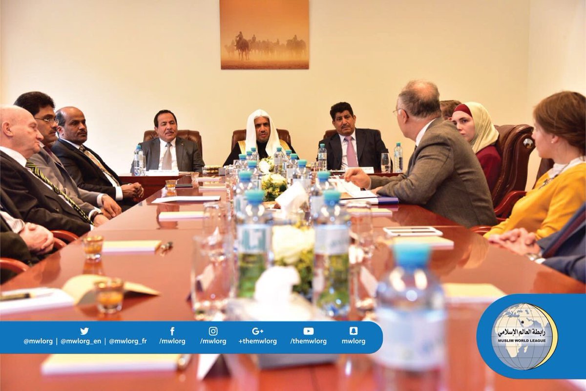 معالي الأمين يلتقي في فيينا مدراءَ &quot;الهيئات&quot; و&quot;المؤسسات&quot; الإسلامية، وعدداً من الفعاليات الغربية من &quot;الباحثين&quot; و&quot;المستشرقين&quot;.