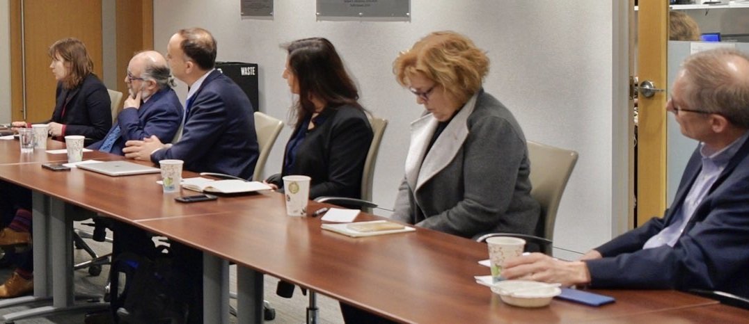 وسط ترحيب كبير :  ‏معهد واشنطن⁩ بالعاصمة الأمريكية يستضيف معالي الشيخ د. ⁧محمد العيسى⁩ بحضور قيادات المعهد ونخب سياسية وفكرية أمريكية، وقد دار حوار شامل استمر لساعات تضمن شرحاً مفصلاً للأسس التي يرتكز عليها خطاب ومفاهيم الاعتدال وعدداً من الموضوعات الأخرى ذات الصلة والاهتمام.