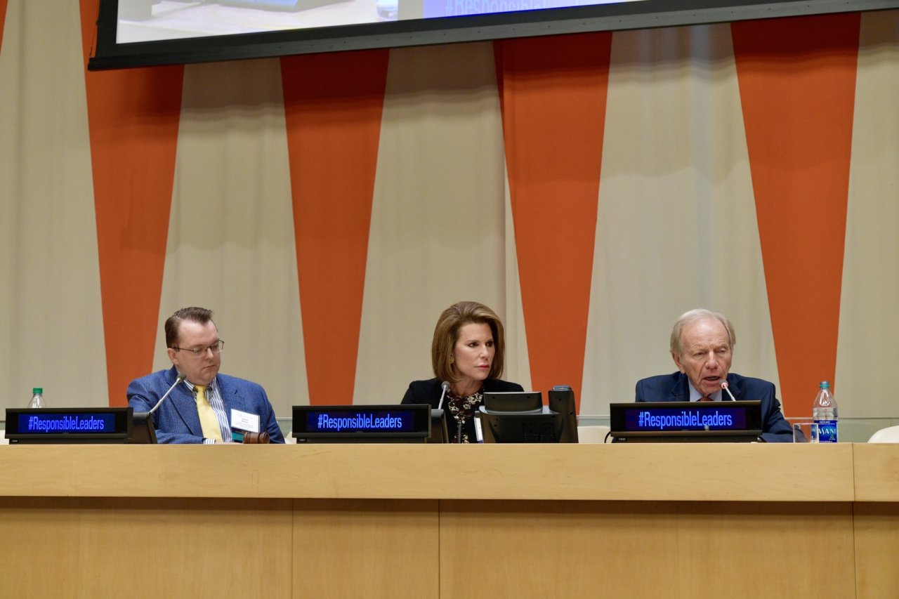 عقدت رابطة العالم الإسلامي في الأمم المتحدة بنيويورك مؤتمر &quot;القيادة المسؤولة&quot; وسط حضور دولي كبير شمل عدداً من كبار الشخصيات الدينية والسياسية والفكرية والحقوقية