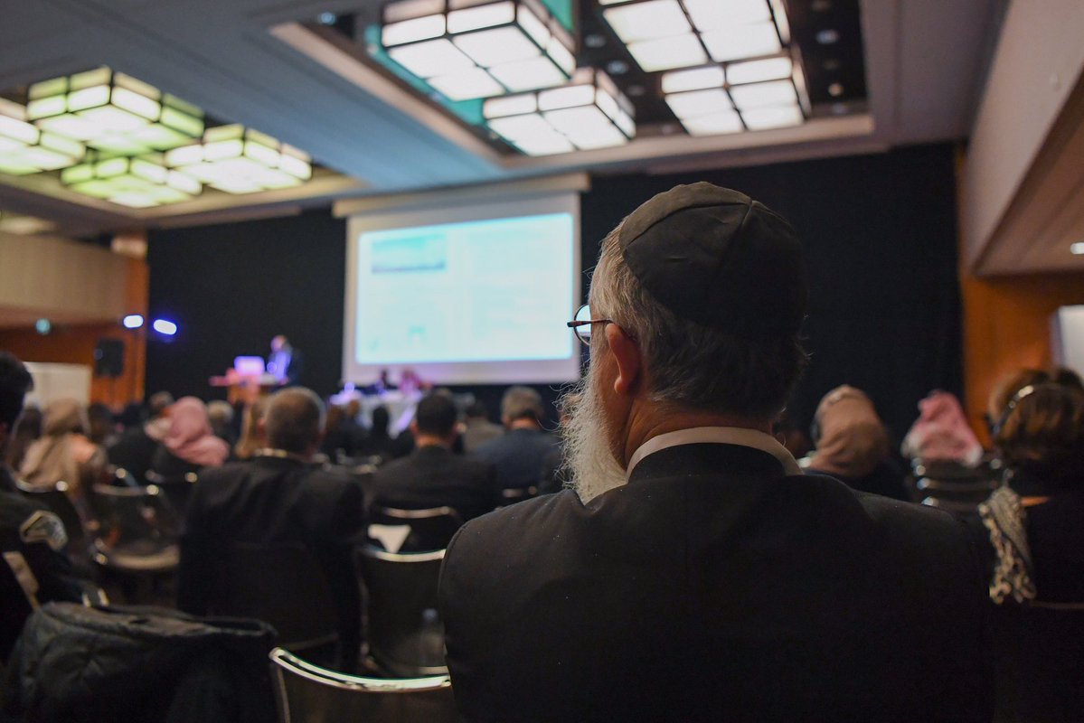 ملتقى جنيف العالمي ينوه بجهود الرابطة