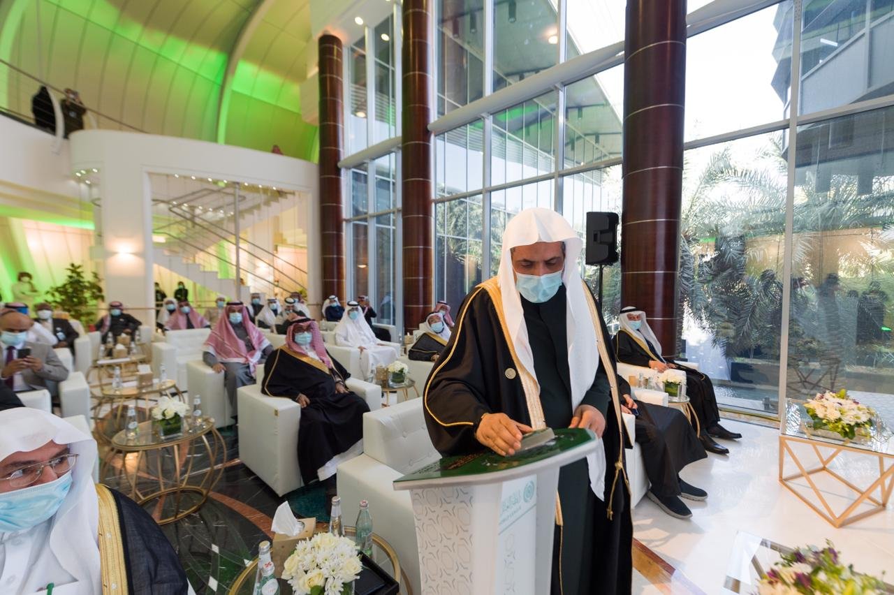 رابطة العالم الإسلامي تدشن هويتها البصرية الجديدة بمباركة المجلس العالمي لشيوخ الإقراء 