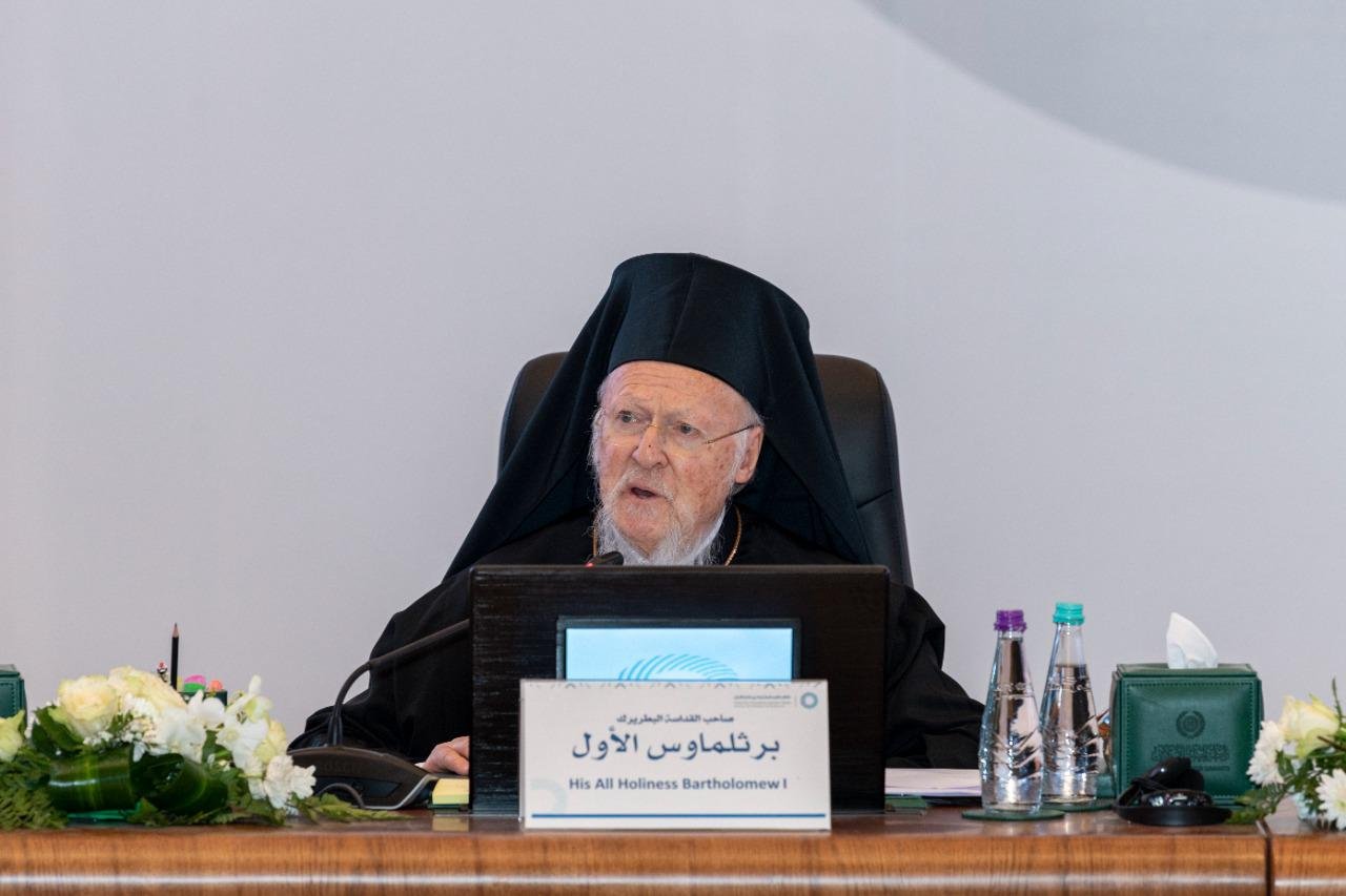 تحت مظلة رابطة العالم الإسلامي.. وبحضور قيادات دينية حول العالم   الرياض تشهد إصدار: &quot;إعلان القيم الإنسانية المشتركة&quot;.. تأكيد مركزية الدين في الحضارات