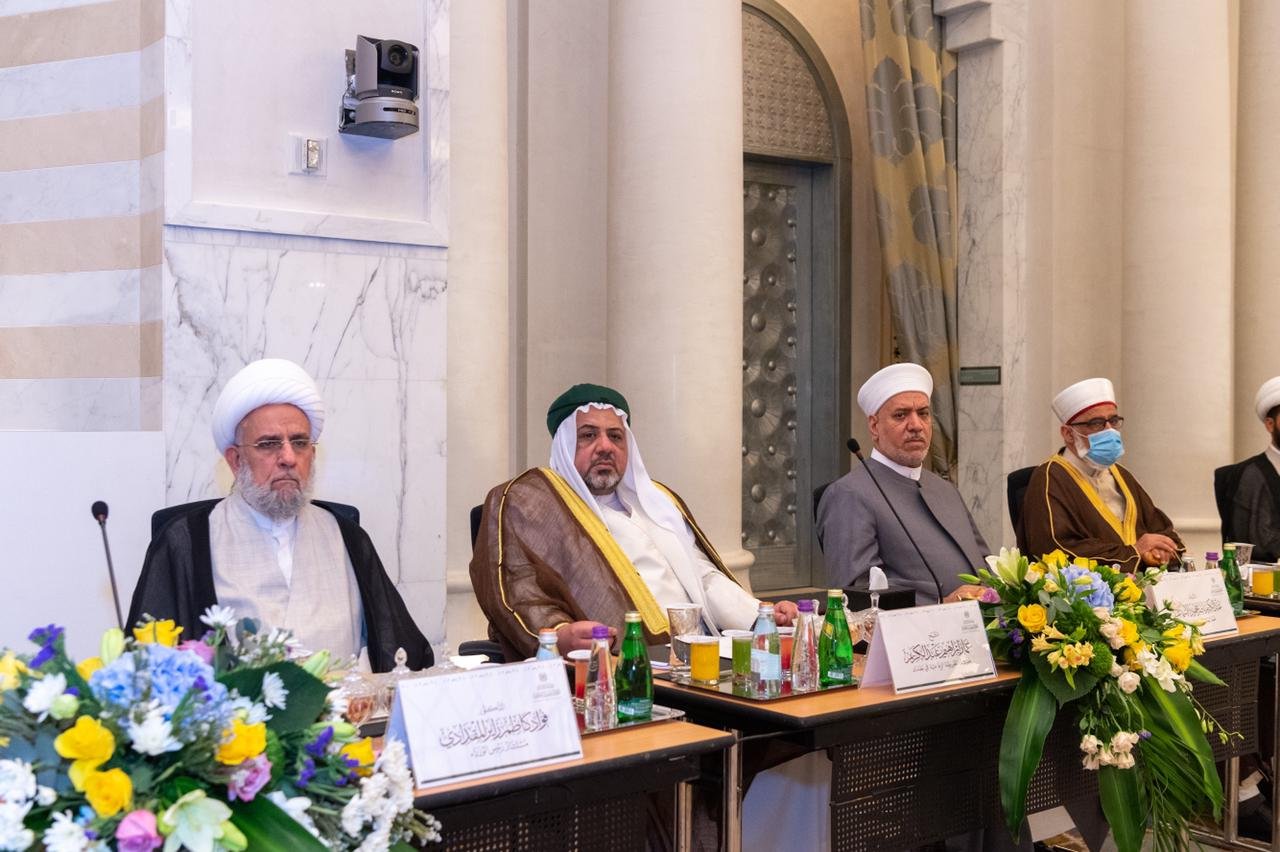 رابطة العالم الإسلامي تستضيف ملتقًى تاريخياً يجمع &quot;المرجعيات العراقية&quot; كافة في رحاب الحرم الشريف
