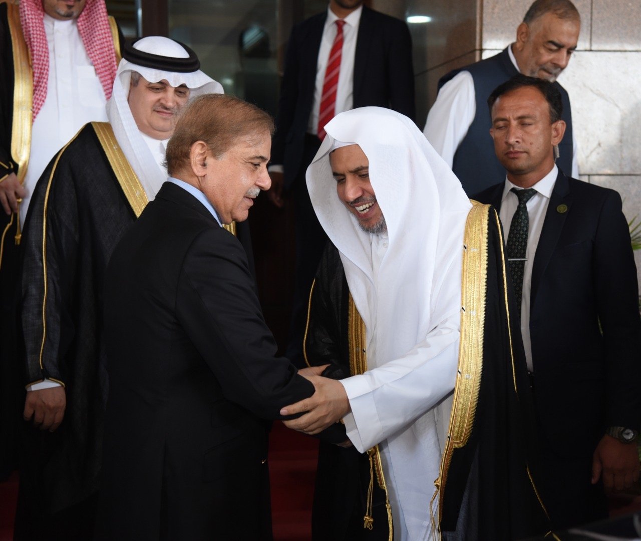 Pakistan Prime Minister receive Dr. Al-Issa to inaugurates MWL campaign in Islamabad