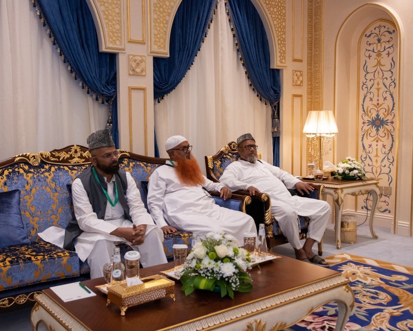 معالي الأمين العام، رئيس هيئة علماء المسلمين، فضيلة الشيخ د. ⁧‫محمد العيسى‬⁩ يستقبل في مقرّ الرابطة بمكة المكرمة، فضيلةَ أمير جمعية أهل الحديث بالهند الشيخ د. أصغر علي إمام مهدي السلفي