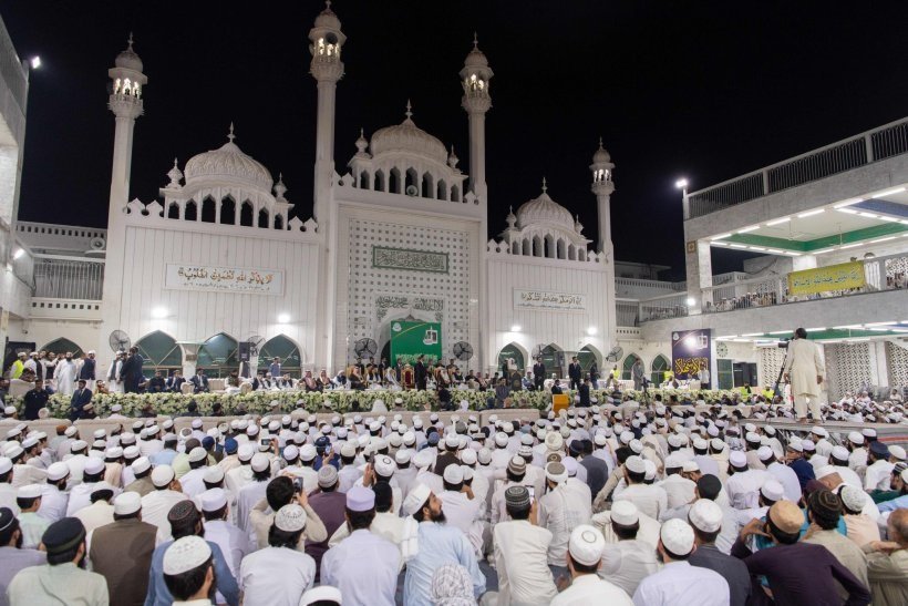 Au cours de cette année la Ligue islamique  mondiale a organisé des dizaines de rencontres spirituelles afin d’étudier et de méditer sur cette biographie qui a changé le cours de l'Histoire, qu’est celle de notre Prophète, (paix sur lui)