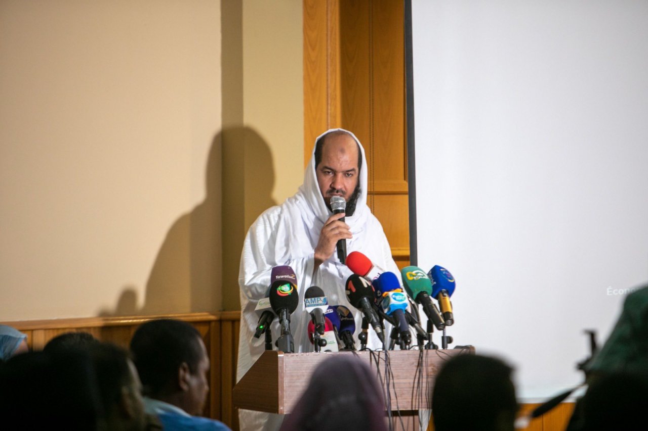 انعقاد الندوة الدولية لـ ⁧‫وثيقة مكة المكرمة‬⁩ في دورتها الثالثة بالعاصمة الموريتانية نواكشوط، تحت عنوان: &quot;الأثر القانوني والحقوقي لوثيقة مكة المكرمة&quot;، بحضورٍ نخبويٍّ من كبار العلماء والمفكرين وأعضاء الحكومة وممثلي السلك الدبلوماسي، وبمشاركة ضيوفٍ قادمين من مالي