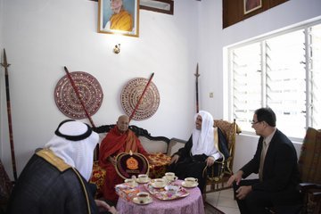 The Charterof Makkah reaffirms the importance of tolerance and respect for non-Muslims to the dignity of Islam