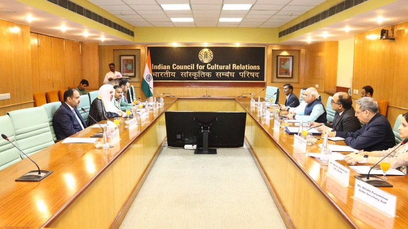 Yang Mulia Sekretaris Jenderal LMD, Ketua Asosiasi Ulama Muslim, Syekh Dr.Mohammad Al-issa, mengadakan pertemuan dengan Yang Mulia Presiden Dewan Hubungan Budaya India, Dr. Vinay Sahasrabuddhe, di ibu kota, New Delhi.